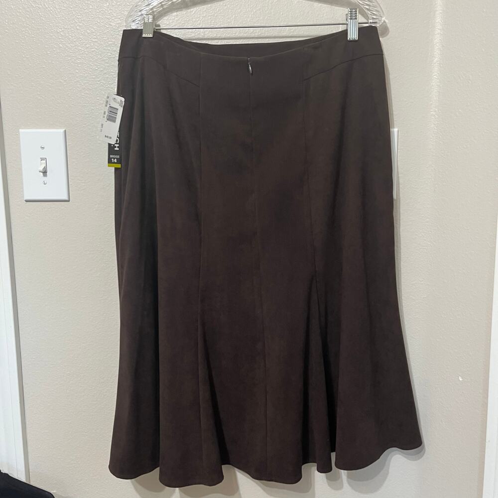 Briggs New York NWT Women’s Skirt Sz 14 Brown Velvety Texture Soft Tiered
